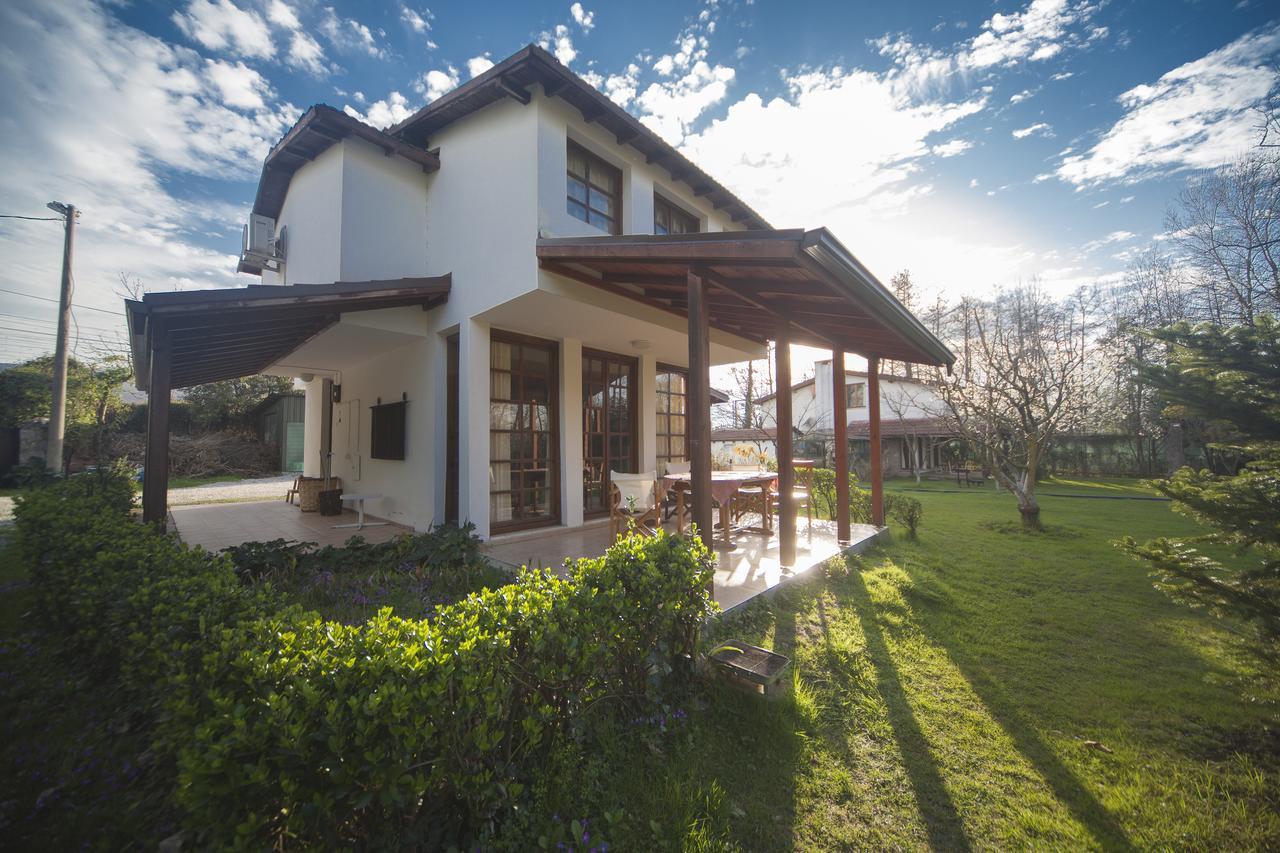 Beta Home Lake House Sapanca Buitenkant foto